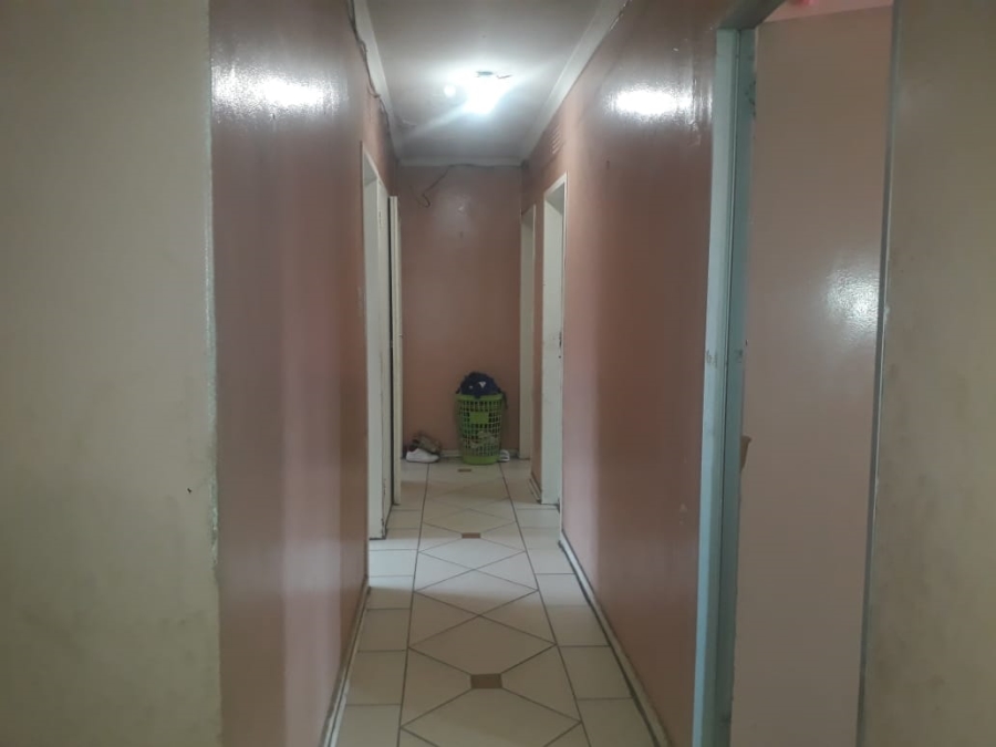 3 Bedroom Property for Sale in Rustenburg Central North West